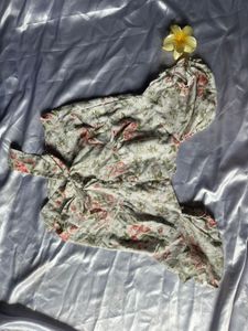 COMBO|| White floral print Top with Black backless