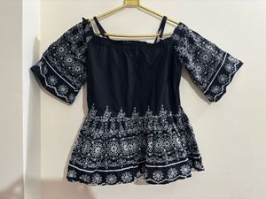 2 Set Of Pink Patterned Kimono &amp; Black Top