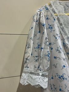 Floral Lace Trim Top