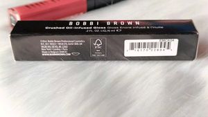 Bobbi Brown Lip Gloss-in The Buff