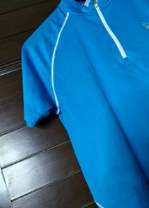 Arena Men Blue Front Zip Printed Sporty Tshirt