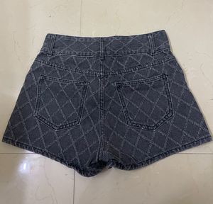 Charcoal Denim Shorts 🔥