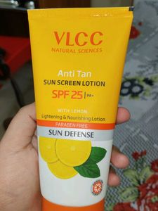 VLCC Anti Tan Sunscreen