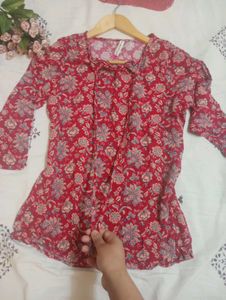 Cute Red Floral Print Top, Size-S
