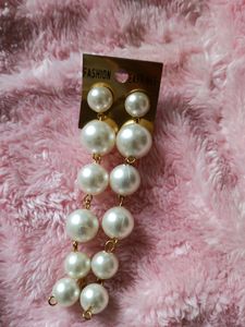 Urbanic Pearl Earrings