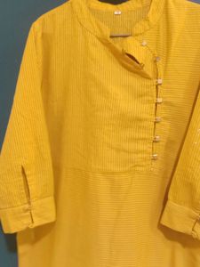 MUSTARD KURTA WITH CUFF SLEEVES