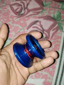 1 Yoyo And Two Spinners Just In 230rupees