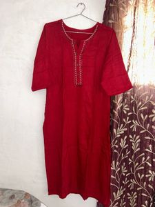 Embroidered Long Kurti Combo – Red &amp; Blue (Size M)