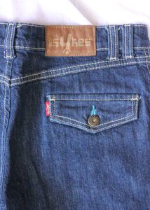 Levi&#39;s Cuffed Denim Shorts