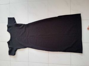 professional black bodycon dress 😍