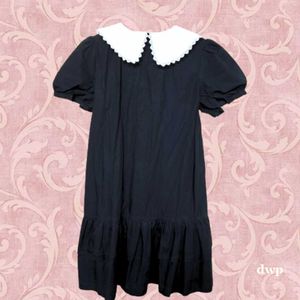 Black korean dress with statement collar