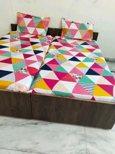 Combo Of 2 Single Bed BedSheets With Pillow Covers