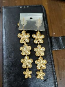Golden Diamond Flower Long Earring