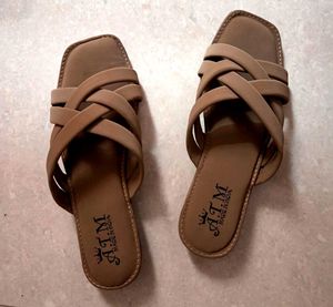 Stylish Tan Strappy Flats