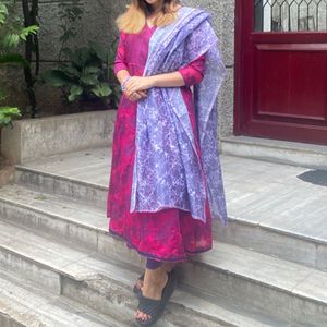 Elegant Pink Kurta Set