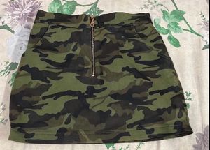 Women’s Army skirt