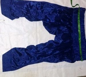 Silky Suith Pathani