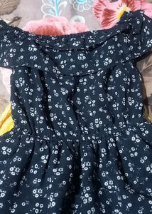 3 To 4 Years Babygirl Black White Flowers Frock