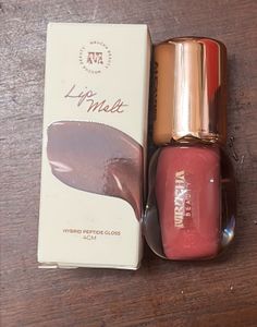 Mrucha Beauty Lip Melt Hybrid Peptide Gloss