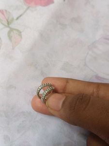 SILVER STONED EARRING