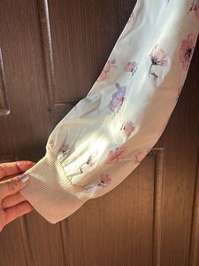 Floral Sleeve Top