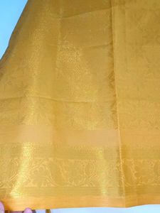 New Banarasi Zari Floral Work Short Dupatta