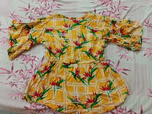 Selling Floral Top
