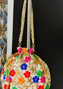 Floral Embroidered Clutch