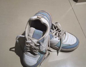Asians Trending Shoe
