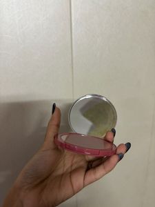 kay Beauty powder blush