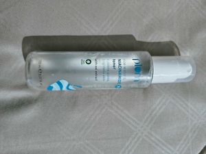 Plum De-Oily Skin Toner