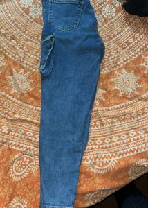 Jean&#39;s Or  Joggers!!