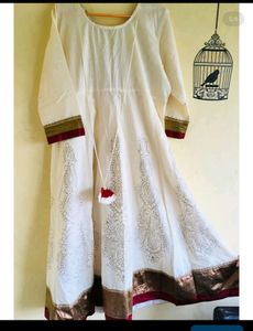 Elegant White &amp; Gold Anarkali