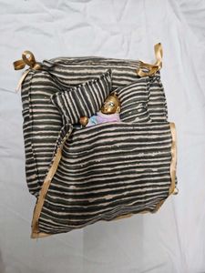 Soft cushioned bed for ladoo gopal