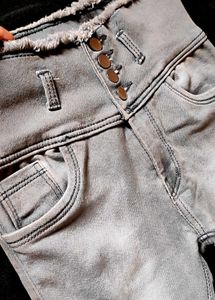 Want A Hot Look Then Where This Skinny Jeans