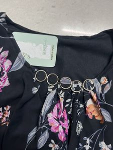 Black New Top With Lining