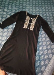 Selling  Comfortable Kurta  With Awesome Hand Work