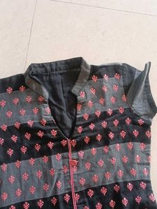Embroidered Women's Kurta