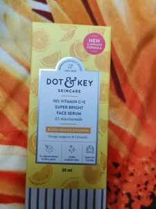 Dot &amp; Key 10% Vitamin C + E, 5% Niacinamide Serum