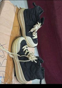 Black Zara Sneakers