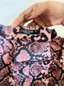 Carlton London Top