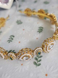 Elegant Kundan Pearl Hairband by Soni Sapphire