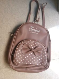Cute Bagpack (12×10)