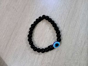 Evil Eye Bracelet–Luck, Style & Protection in One!