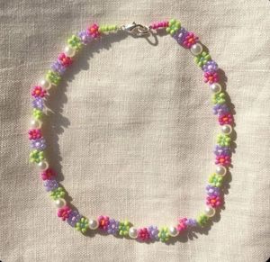 Neckpiece and bracelet combo