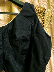 🥀🖤✨Heavy Black Embroidery Net Saree✨🖤🥀