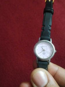 Elegant Ladies Watch