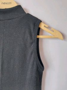 Sleeveless Black Top