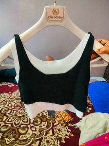 Very Stylish Crop Top For Women