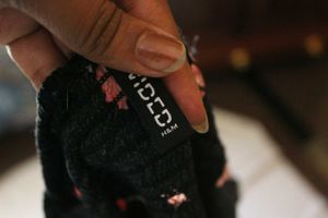 ..H&amp;M Black Floral Crop Top